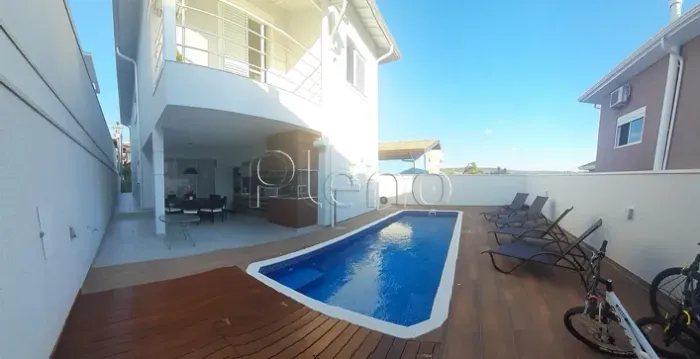 Casa à Venda no Condomínio Residencial Terras do Oriente em Valinhos, no bairro Santa Cruz