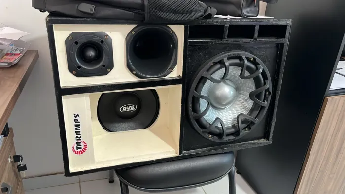 Vendo caixa trio