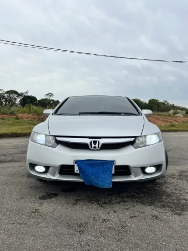 Honda Civic Sedan LXS 1.8/1.8 Flex 16V Aut. 4P 2010