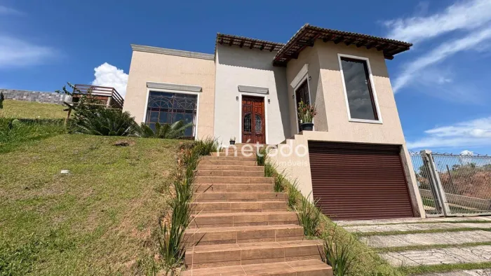 Casa à venda, 430 m² por R$ 2.390.000,00 - Condomínio Lago Dourado - Jacareí/SP