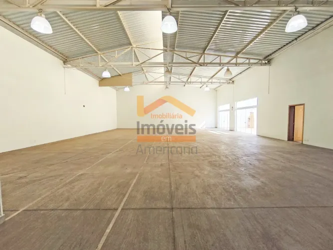 Salão Industrial para Locação em Santa Bárbara D'oeste-SP: 9 Salas, 4 Banheiros, 9 Vagas d