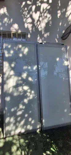 PORTA DE CORRER DE VIDRO