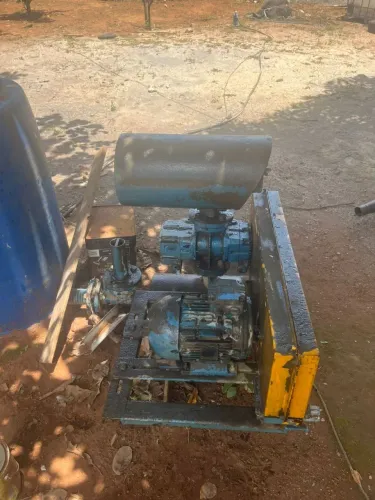 Vende-se maquina assoprador industrial 