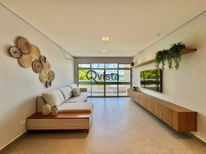 Apartamento Vista mar à Venda na Astúrias no Guarujá | Qvista inteligência imobiliária