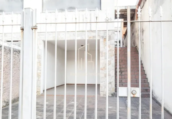 Casa em Condomínio à Venda em São Paulo-SP, Parque Maria Domitila: 3 Quartos, 1 Suíte, 3 V