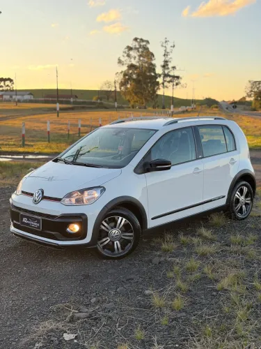Volkswagen Up! Cross 1.0 TSI Total Flex 12V 5P 2019
