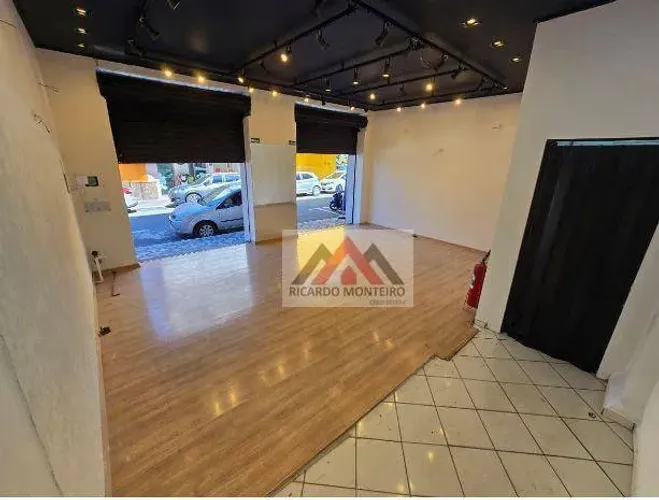 Ponto para alugar, 33 m² por R$ 4.700/mês - Centro - Pindamonhangaba/SP