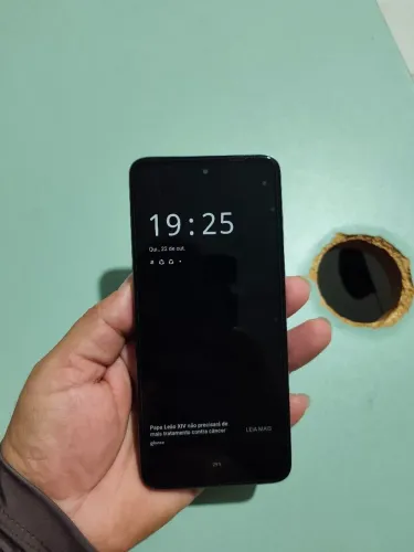 Vendo um celular moto G23 /400