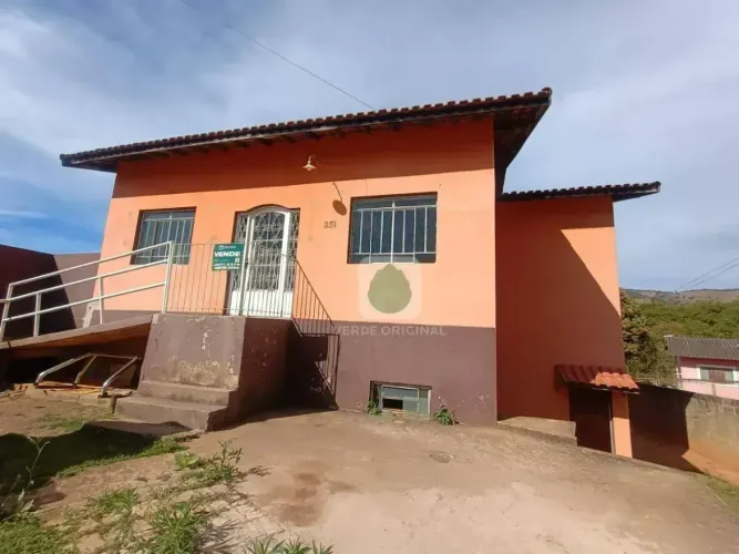 Casa com 3 dormitórios à venda, 141 m² por R$ 800.000,00 - Centro - São Bento do Sapucaí/S