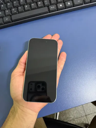 iPhone 15