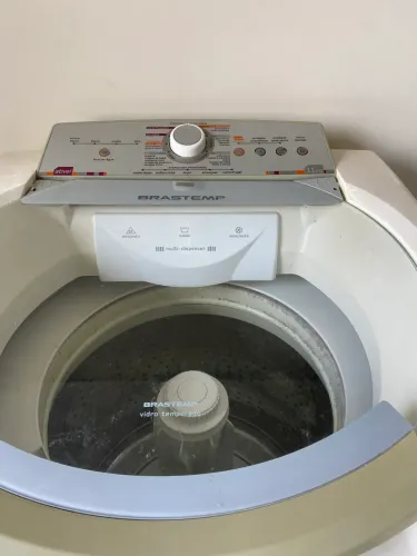 Máquina de lavar roupas 127v já com o transformador para 220v