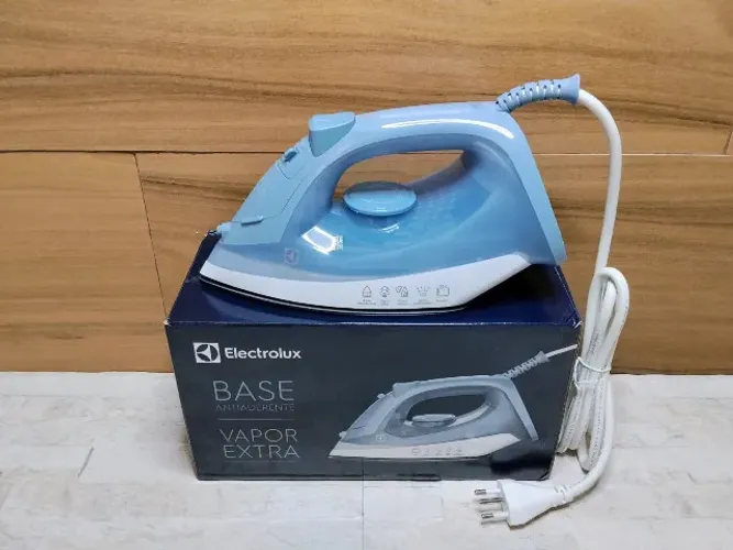 Ferro de Passar Seco e Vapor Electrolux Efficient Base Antiaderente 1200W