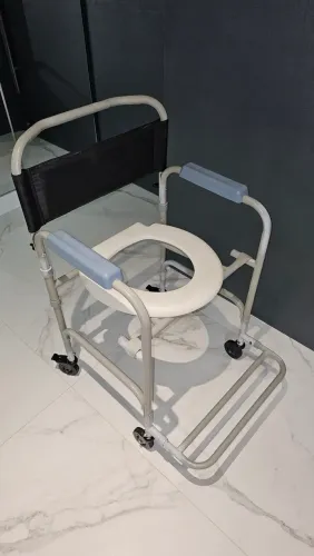 Cadeira de banho dobrável 
