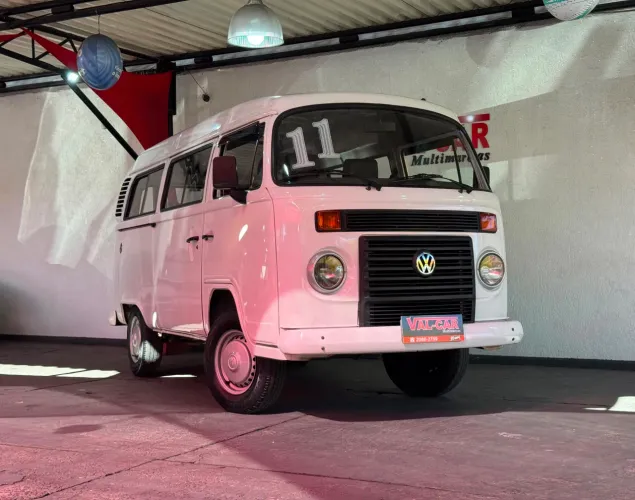Volkswagen Kombi Furgão 1.4 MI Total Flex 8V 2011
