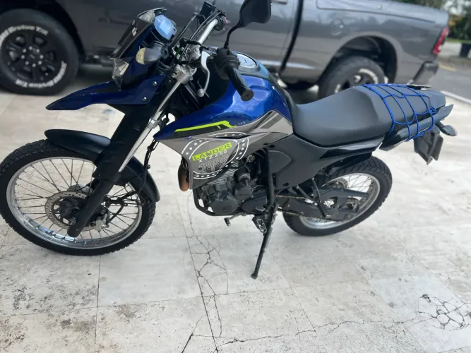 XTZ Lander 250 no precinho