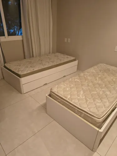 2 Bicamas e 4 colchões! Oportunidade única!