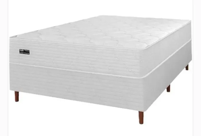 Cama de casal mais base