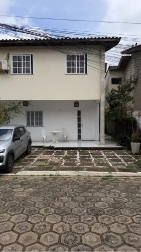 Alugo casa em condomínio fechado na melhor localização da praia do Araçagy