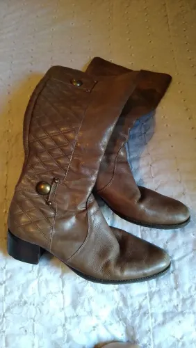Bota Marrom Cano alto tamanho 39 