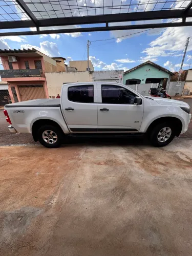 Chevrolet S10 Pick-up LS 2.8 TDI 4X4 CD Dies. Mec. 2018