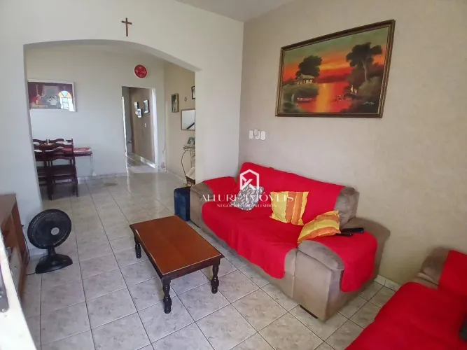Casa com 3 quartos à venda, 183 m² por R$ 750.000 - Vila Santa Izabel - Caçapava/SP