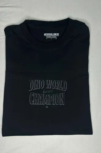 camiseta Mith DIno Champion
