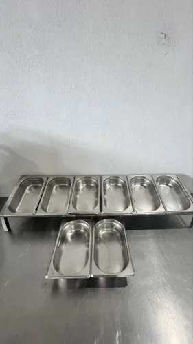 SUPORTE CONDIMENTADOR COM 8 CUBAS