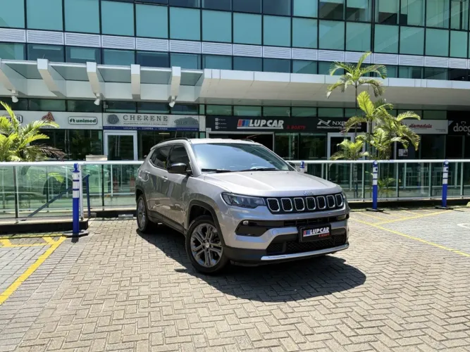 Jeep Compass Long. T270 1.3 TB 4X2 Flex AUT 2023