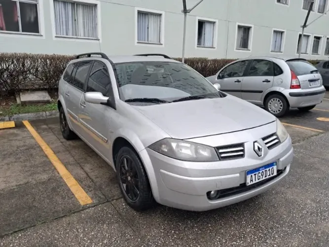 Renault Megane Grand Tour Dynam. Hi-flex 1.6 16V 2011