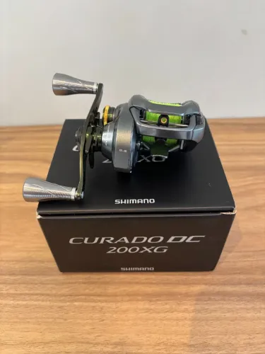 Carretilha Shimano Curado DC 200XG Direita