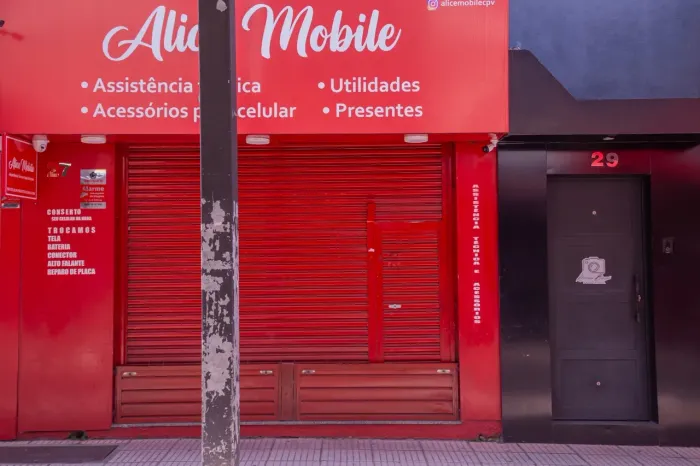 Imóvel comercial com 2 pavimentos no Centro de Caçapava
