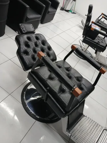 Cadeira de barbeiro profissional
