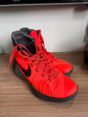 Tênis Nike Hyperdunk 2015 ?Bright Crimson?