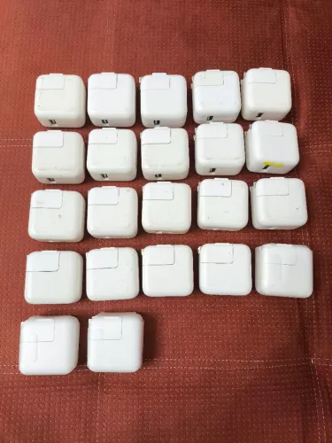 22 - Carregadores Apple A1357 - Usados.