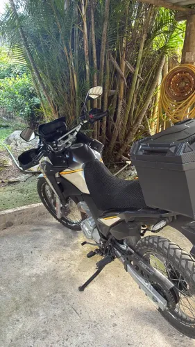 Vendo Honda XRE Adventure muito nova