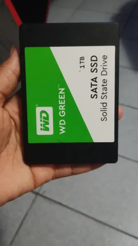SSD 1tb funcionando perfeitamente usado pouco tempo