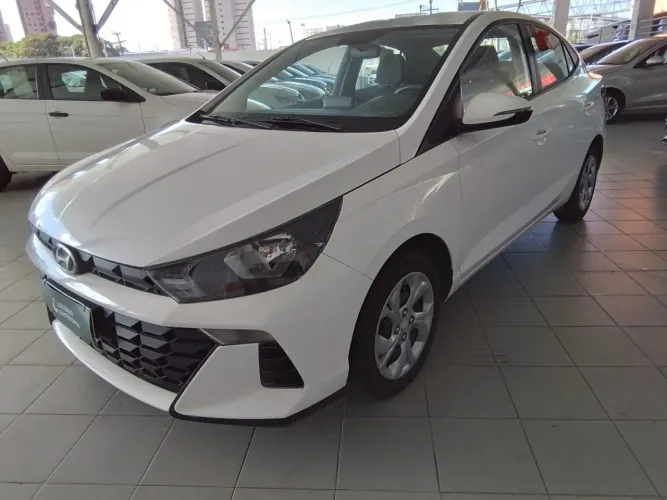 Hyundai HB20S Comfort Plus 1.0 TB Flex 12V Mec. 2025