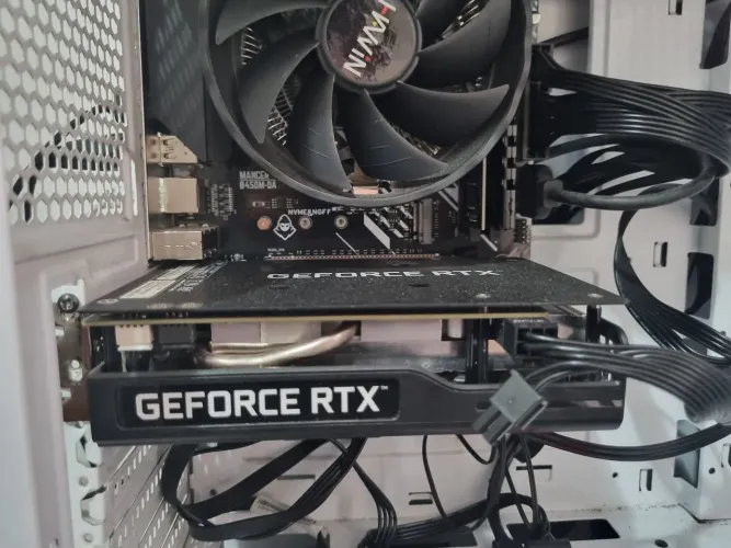 RTX 3050 8GB