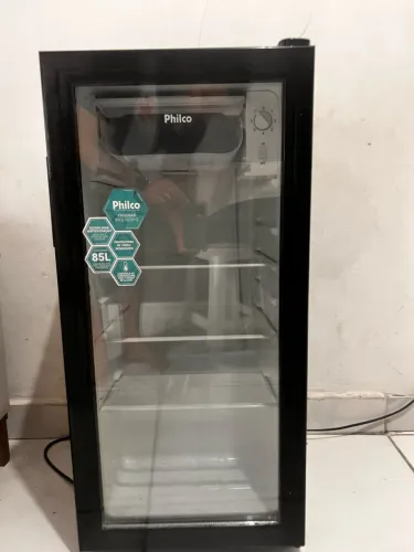 Frigobar Philco 85 L porta de vidro