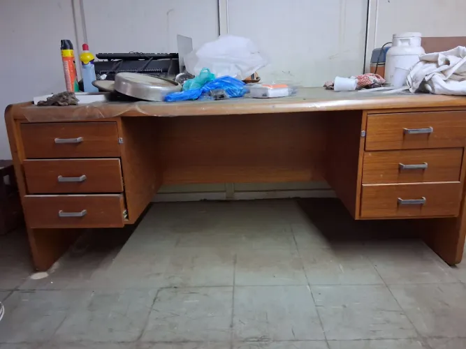 Mesa de madeira 1,86x86