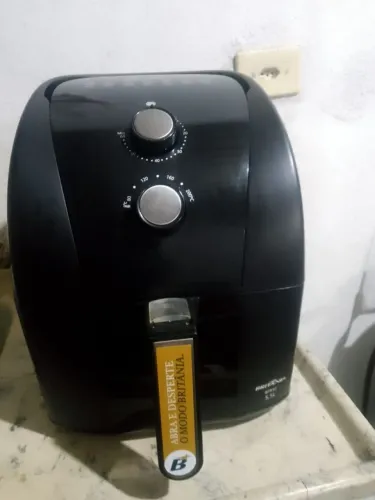 Airfryer Britânia 5,5 litros