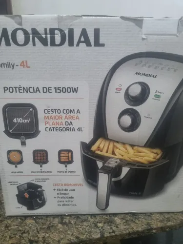 Vende-se essa air fryer