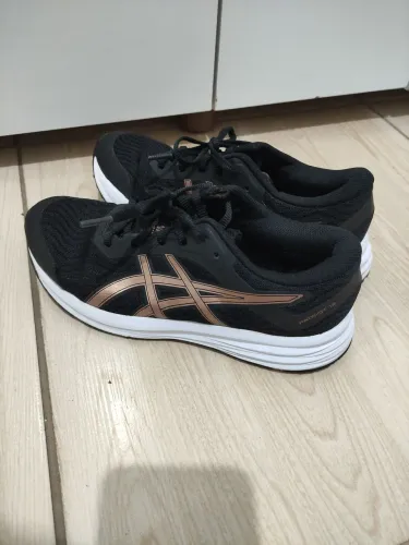 Tênis Asics