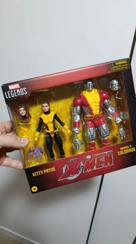 Kitty Pryde e Colossus Marvel Legends 