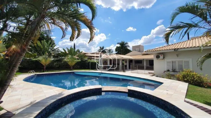 Casa de Condomínio em Salto para aluguel Haras Paineiras - SP | 4 quartos Área total 1.524
