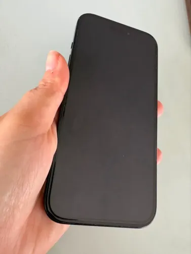 iPhone 15 128gb 91% bateria