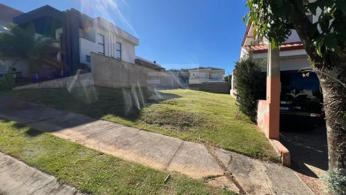 Terreno em condomínio Swiss Park - 360 m².