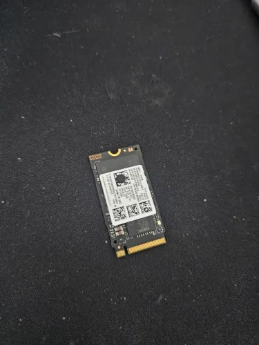 Ssd nvme 512GB Samsung Gen 4 99% saúde. 6000LEITURA/5600GRAVAÇÃO.