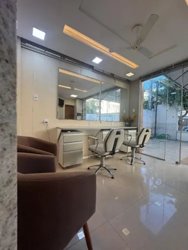 Alugo espaço pra nails designer/ manicure