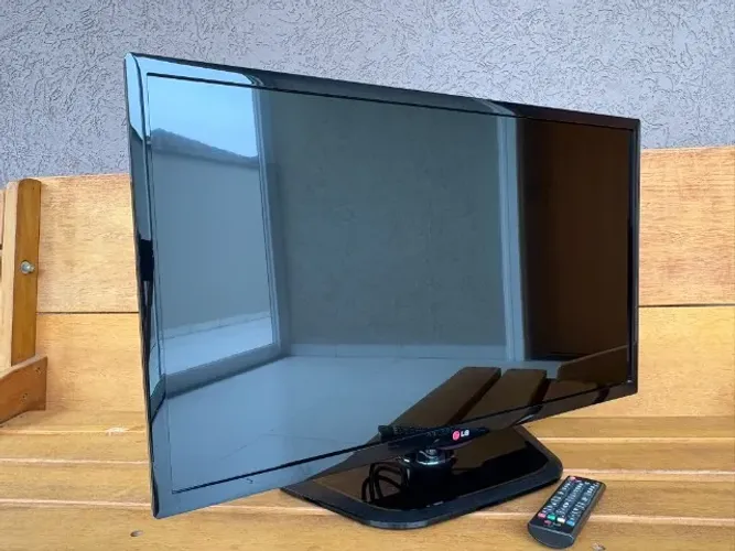 TV LG 32" Full HD + Apple TV